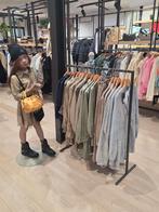 Etalage poppen, Ophalen