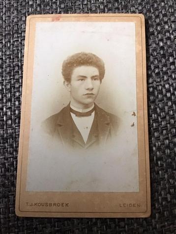 CDV, Jongeman, T.J. Kousbroek, Leiden, Carte de Visite beschikbaar voor biedingen
