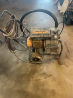 Wagner verfpomp 220v, Doe-het-zelf en Verbouw, Schildersmaterialen, Ophalen, Gebruikt, Verfspuit of Verfpomp