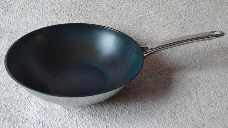 MasterChef RVS wokpan met steel - antiaanbaklaag -  28 Cm, Huis en Inrichting, Keuken | Potten en Pannen, Zo goed als nieuw, Wok