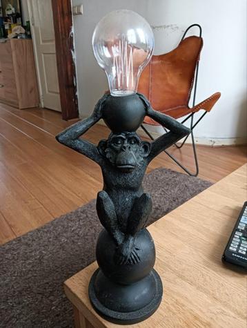 Apenlamp lamp aap beschikbaar voor biedingen