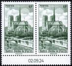 Jaar 2024 Y&T 5825A Paire de Notre Dame de Paris - issu en a, Ophalen of Verzenden, Postfris