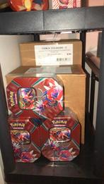 Pokemon tcg paldea legends tin cases (6x tin), Ophalen of Verzenden, Nieuw, Overige typen, Foil