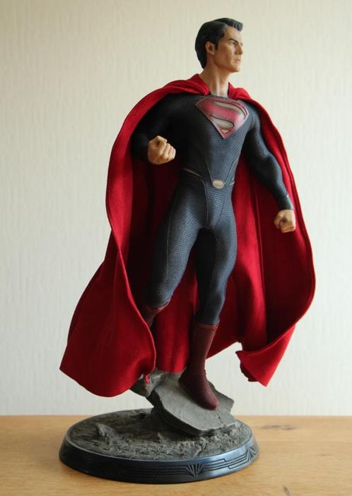 Man of Steel Premium Format Statue, Verzamelen, Beelden en Beeldjes, Zo goed als nieuw, Mens, Ophalen