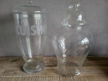 2 grote glazen stolpen voorraadpotten vazen beschikbaar voor biedingen