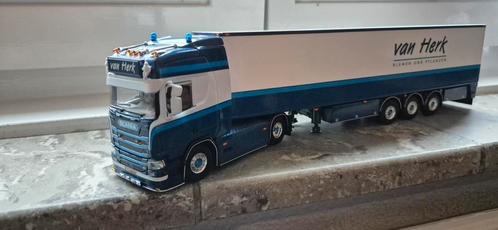WSI Scania R van Herk, Hobby en Vrije tijd, Modelauto's | 1:50, Nieuw, Bus of Vrachtwagen, Wsi, Ophalen of Verzenden