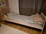 IKEA Meegroeibed - Wit Metaal, Kinderen en Baby's, Kinderkamer | Bedden, Ophalen of Verzenden, Gebruikt, Lattenbodem