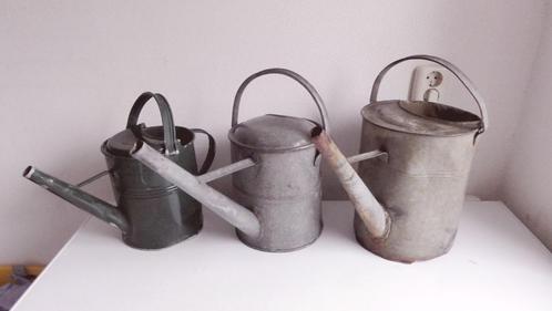 Gieters, drie ouderwetse zinken gieters, gieter, Antiek en Kunst, Curiosa en Brocante, Ophalen of Verzenden