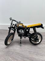 Lego Technic 8838 Crossmotor - Compleet met Instructie, Kinderen en Baby's, Speelgoed | Duplo en Lego, Ophalen of Verzenden, Gebruikt