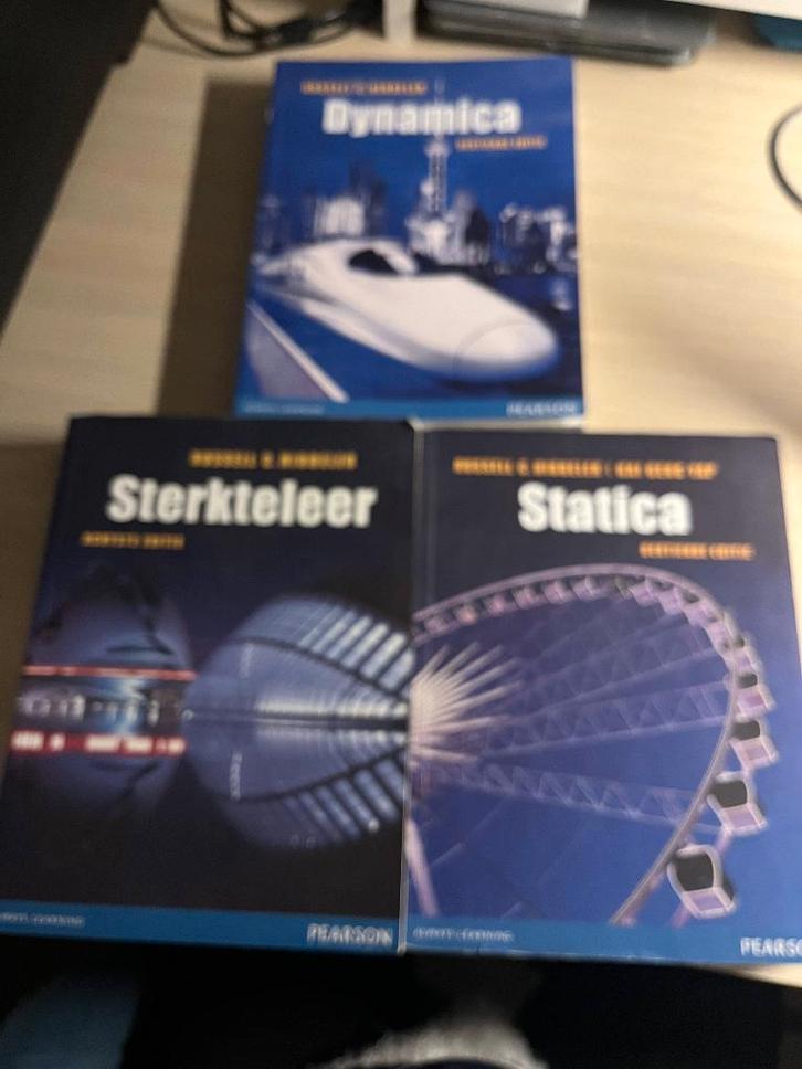 Studieboeken Dynamica, Statica, Sterkteleer, Boeken, Studieboeken en Cursussen, Zo goed als nieuw, HBO, Beta, Ophalen of Verzenden