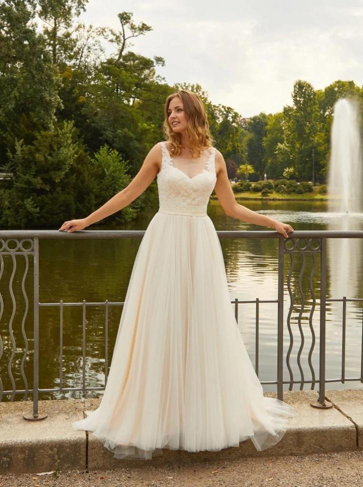 Trouwjurk Sample Sale Diane Legrand GE-1816, Kleding | Dames, Trouwkleding en Trouwaccessoires, Nieuw, Trouwjurk, Wit, Ophalen