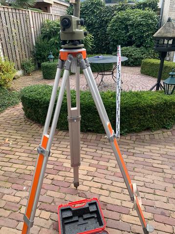 Leica NA2 waterpasinstrument/-toestel, baak en statief beschikbaar voor biedingen