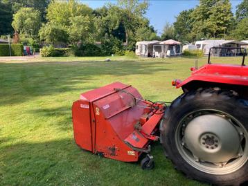 Kleppelmaaier met opvangbak beschikbaar voor biedingen