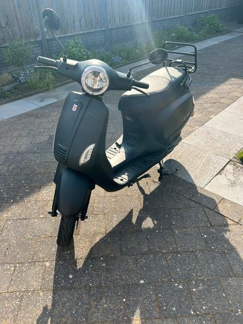 Elektrische La Souris E-Sourini Bosch scooter (2024), Fietsen en Brommers, Scooters | Overige merken, Zo goed als nieuw, Maximaal 45 km/u