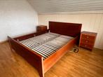 Complete slaapkamer 2 persoons bed en kasten - kersen fineer, Zo goed als nieuw, Ophalen