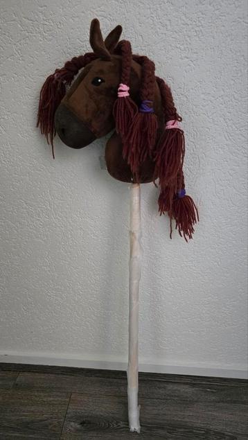 bruin hobby horse paard / stokpaardje beschikbaar voor biedingen