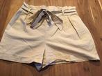 Korte broek S zandkleur Zara, Kleding | Dames, Broeken en Pantalons, Ophalen of Verzenden, Zo goed als nieuw, Beige, Kort