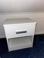 Witte nachtkastje van IKEA – Goedkoop!, Ophalen, Gebruikt, Minder dan 45 cm, Minder dan 55 cm