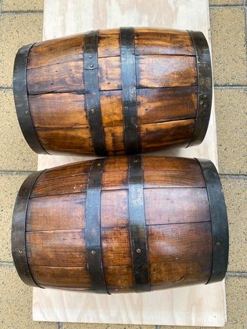 Haring Tonnetjes  twee stuks- H44 Br33 prijs per twee. beschikbaar voor biedingen