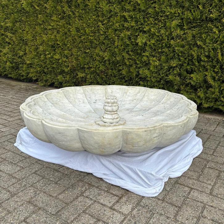 Prachtig Alhambra fontein handgemaakt Carrara marmer, Tuin en Terras, Waterpartijen en Fonteinen, Gebruikt, Fontein, Hardsteen