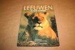 Leeuwen in hun element - Prachtig groot fotoboek, Ophalen of Verzenden, Gelezen, Katten