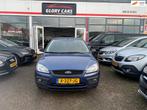 Ford FOCUS 1.6-16V Champion AIRCO-ELEKT.RAMEN-5 DEURS, Auto's, 1596 cc, Gebruikt, Zwart, 4 cilinders