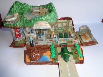 Carlton Thunderbirds Transforming Tracy Island +7 voertuigen beschikbaar voor biedingen