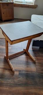 Kinderbureau lessenaar leerbankje Kind hout vintage, Kinderen en Baby's, Kinderkamer | Tafels en Stoelen, Ophalen, Gebruikt, Stoel(en)