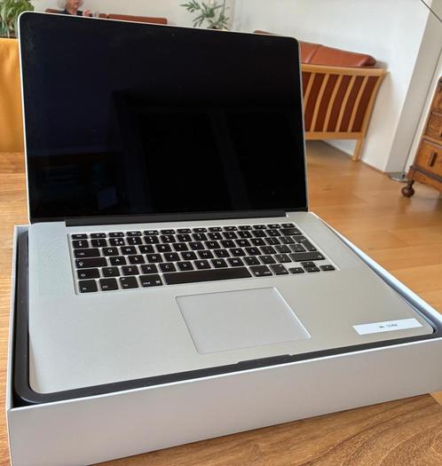 MacBook Pro 15 inch, Computers en Software, Apple Macbooks, Zo goed als nieuw, MacBook Pro, 15 inch, 2 tot 3 Ghz, 256 GB, 16 GB