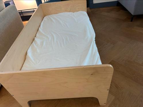 Smallable Oeuf NYC design kinderbed, Kinderen en Baby's, Kinderkamer | Bedden, Gebruikt, 140 tot 160 cm, 70 tot 85 cm, Matras