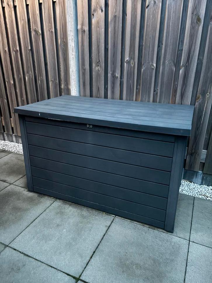 Antraciet kunstof kussenbox 870 liter, Tuin en Terras, Bergingen en Tuinkasten, Gebruikt, Overige typen, Kunststof, Ophalen