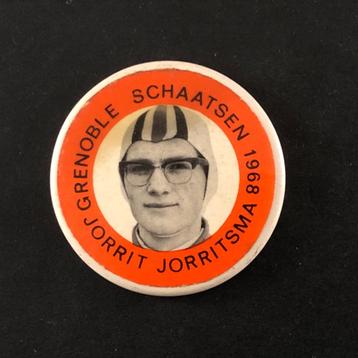 Button Grenoble 1968 Schaatsen Jorrit Jorritsma beschikbaar voor biedingen
