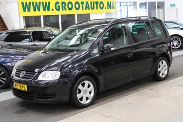 Volkswagen Touran 1.6-16V FSI Business Airco, Cruise control beschikbaar voor biedingen