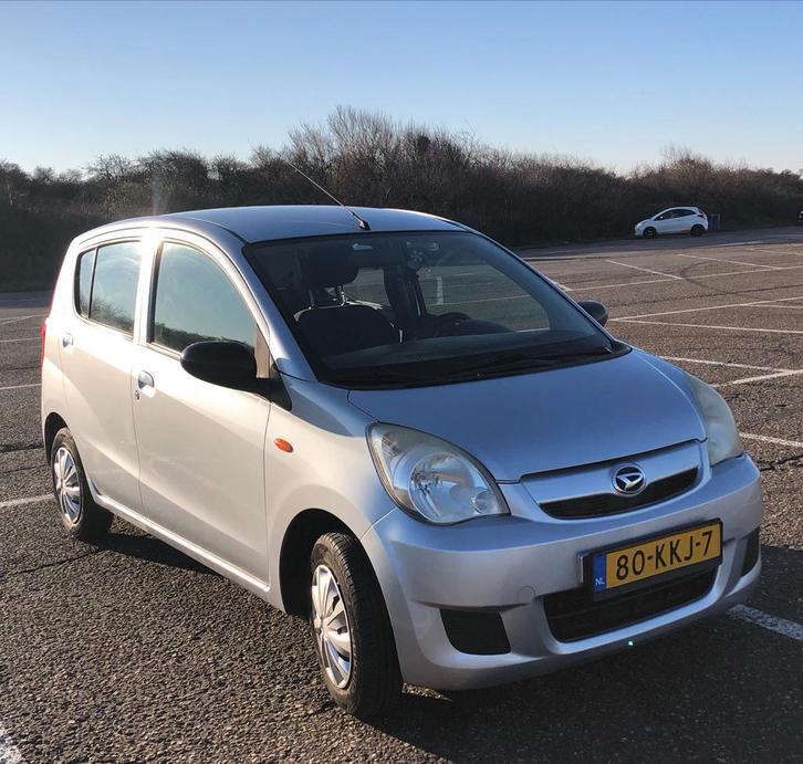 Daihatsu Cuore 1.0 5D 2008 Grijs, Auto's, Daihatsu, Particulier, Cuore, Benzine, A, Hatchback, Handgeschakeld, Geïmporteerd, Zilver of Grijs
