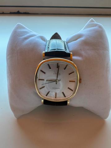 14K geelgouden Zwitsers Indus herenhorloge, circa 1950 beschikbaar voor biedingen