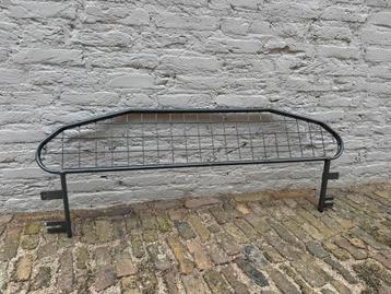 ** Hondenrek voor Seat Leon ** beschikbaar voor biedingen