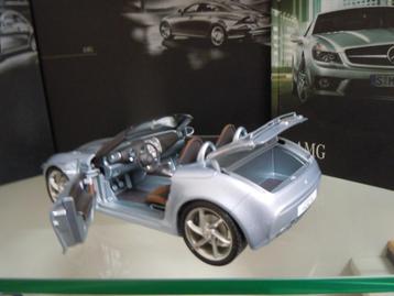 Mercedes SLA Roadster  Model van het merk Gate. Model zeer f