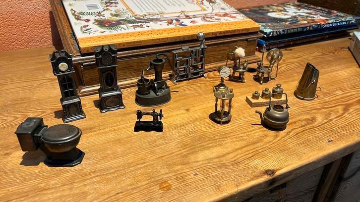 Miniatuurtjes Poppenhuis/Letterbak, Antiek en Kunst, Curiosa en Brocante, Ophalen of Verzenden