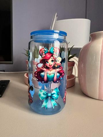 Ariel met Mickey Mouse beker beschikbaar voor biedingen