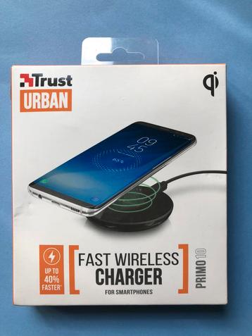 Trust Wireless smartphone charger Primo 10