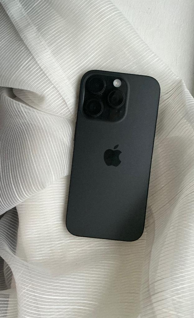 Iphone 16 pro 128GB, Telecommunicatie, Mobiele telefoons | Apple iPhone, Zo goed als nieuw, 128 GB, Zonder abonnement, Zonder simlock