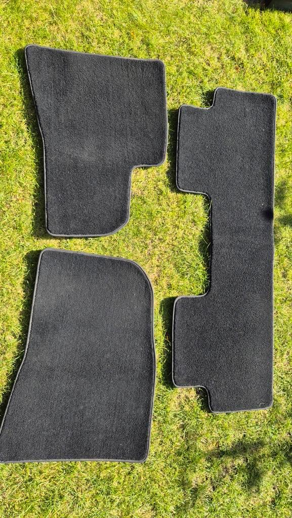 Originele Tesla Model 3- interieurmatten set, Auto diversen, Automatten, Zo goed als nieuw, Ophalen of Verzenden