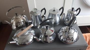 nostalgische thee en koffiepotjes beschikbaar voor biedingen