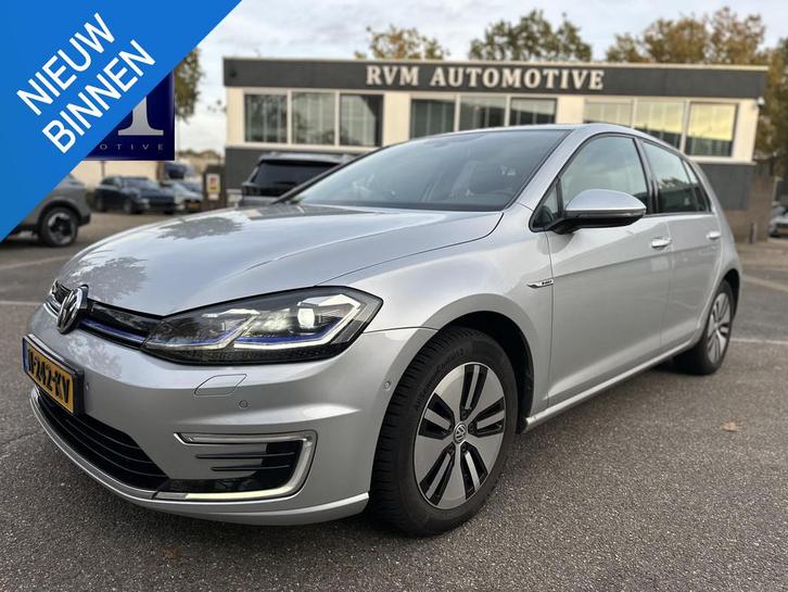 Volkswagen e-Golf e-Golf WARMTEPOMP| DODE HOEK| APPLE CARPLA, Auto's, Volkswagen, Bedrijf, Te koop, Golf, ABS, Achteruitrijcamera