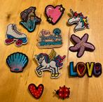 11 Embleempjes broches hart eenhoorn zeemeermin, Verzenden, Zo goed als nieuw