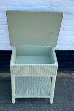 zachtgroen tafeltje met bovenklep en onderplank, 48Br, 56 H, 45 tot 60 cm, Overige materialen, Minder dan 55 cm, De doofpot