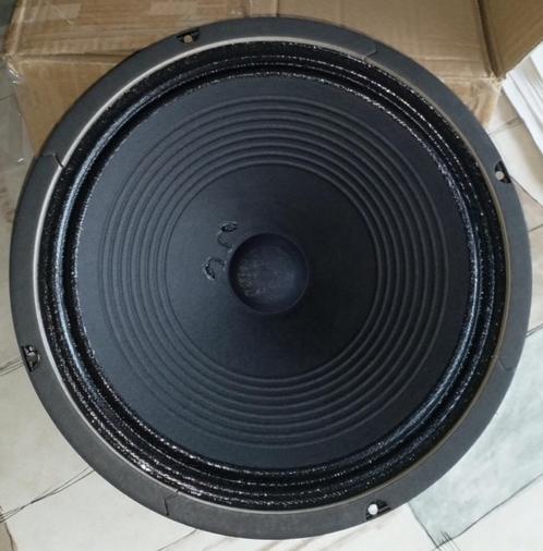 2 x gitaar en 1 x bas speaker te koop., Muziek en Instrumenten, Instrumenten | Toebehoren, Nieuw, Elektrische gitaar, Ophalen of Verzenden