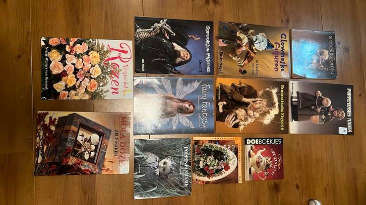 11 hobby boekjes, Boeken, Hobby en Vrije tijd, Poppen maken, Ophalen of Verzenden