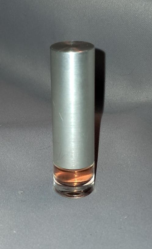 Volle parfum miniatuur - Calvin klein Contradiction, Verzamelen, Parfumverzamelingen, Zo goed als nieuw, Miniatuur, Gevuld, Ophalen of Verzenden