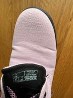 Dr Martens soft, Schoenen met lage hakken, Ophalen of Verzenden, Dr. Martens, Roze